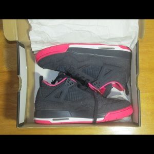 Nike Air Jordan 4 Retro Denim GS size 7 Y